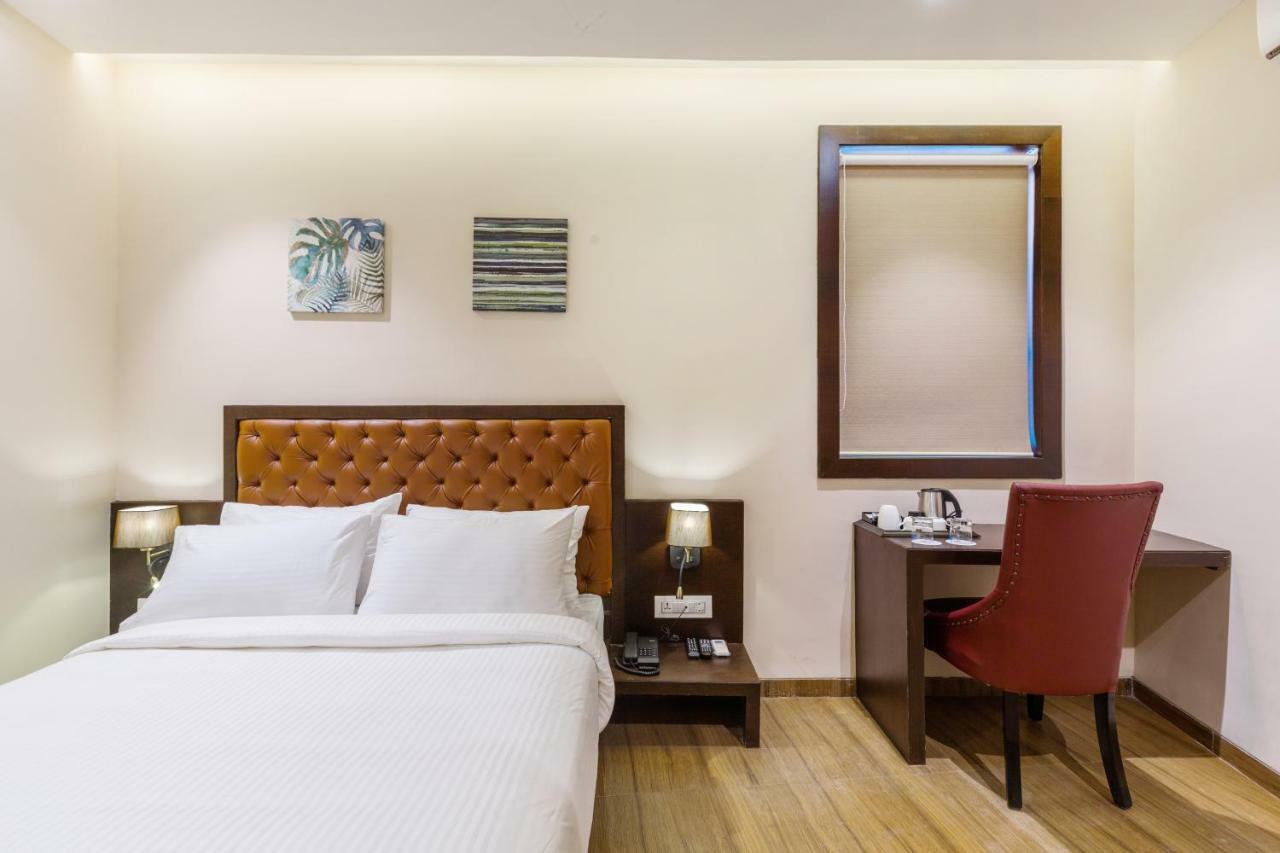 York Hotel Kochi Exteriör bild